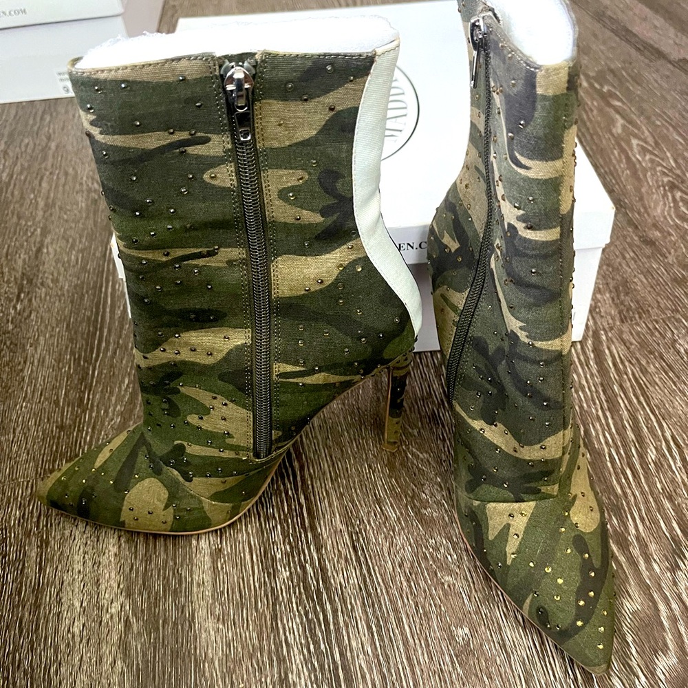 Steve Madden Heeled Booties